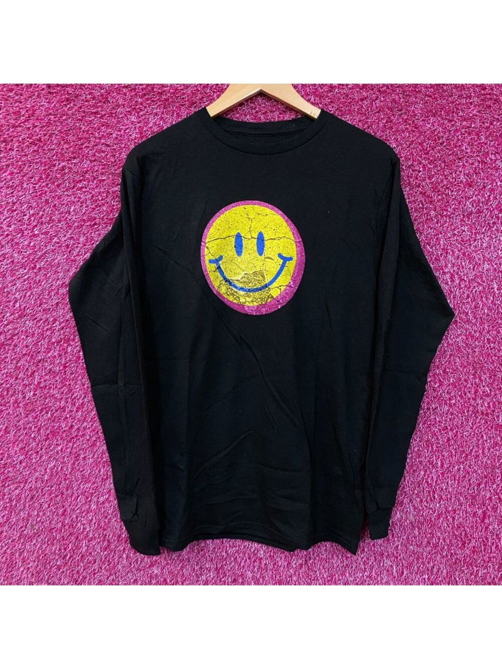 Fashion Nova Smiley Life's A Trip Long Sleeve T-Shirt Medium